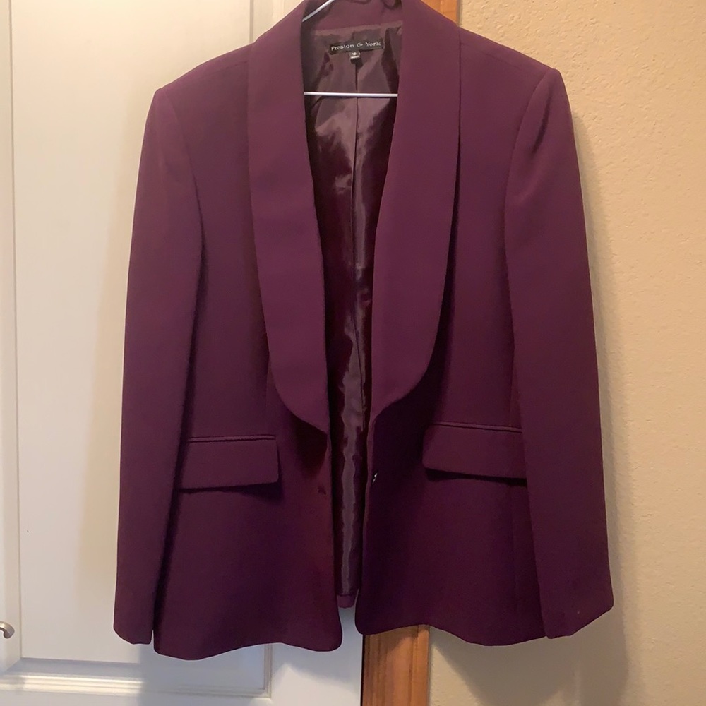 Preston York 1 button blazer